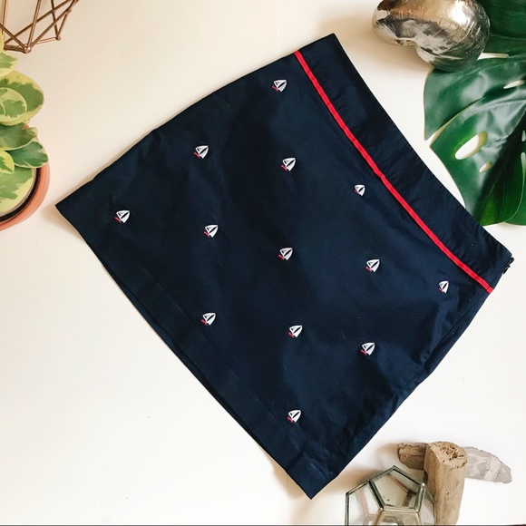 Vineyard Vines Dresses & Skirts - Vineyard Vines l embroidered skirt
